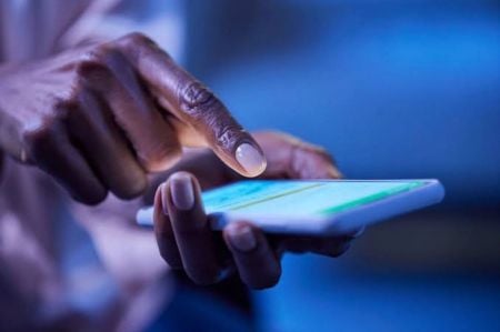 Afrique subsaharienne : 820 millions de personnes couvertes restent hors ligne