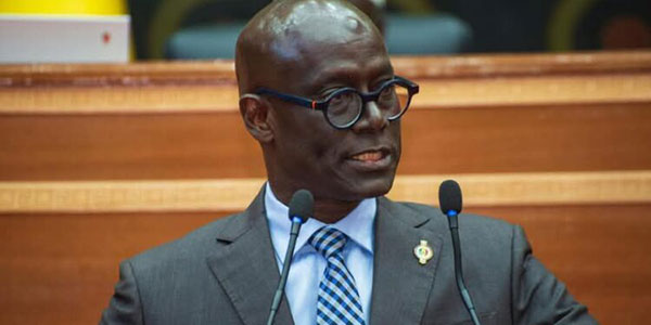 Thierno Alassane Sy dénonce une « honte nationale » à l’hôpital Maguilen Senghor