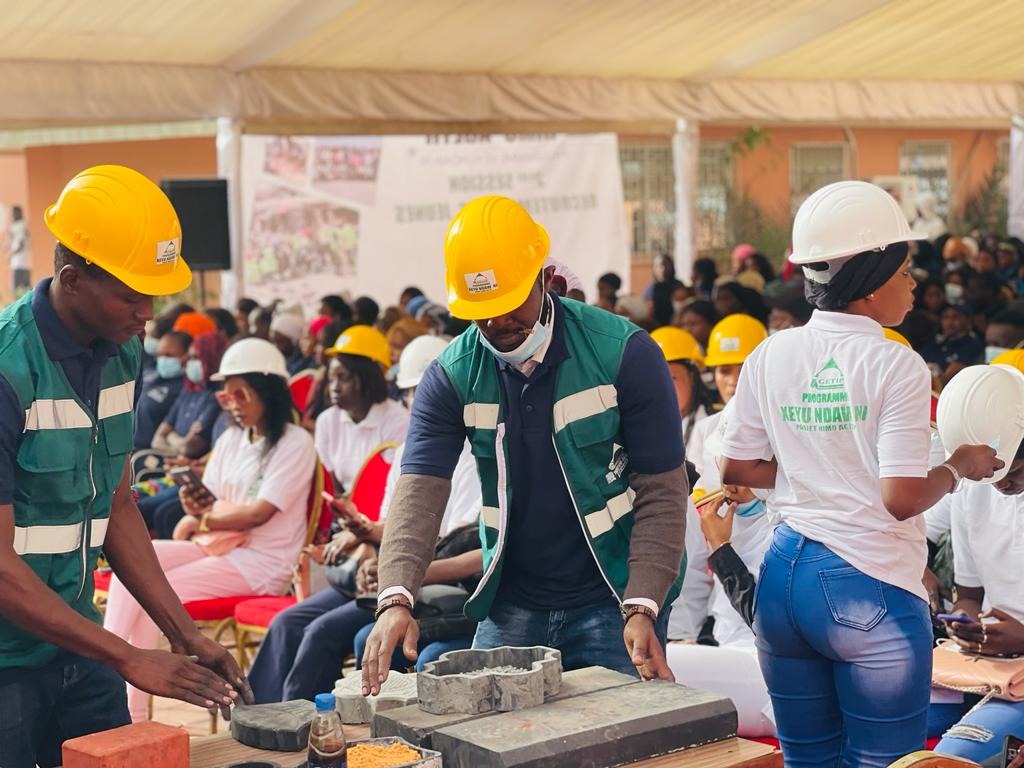 Ahmadou Al Aminou Lô vise 1,5 million d’emplois et réforme l’éducation