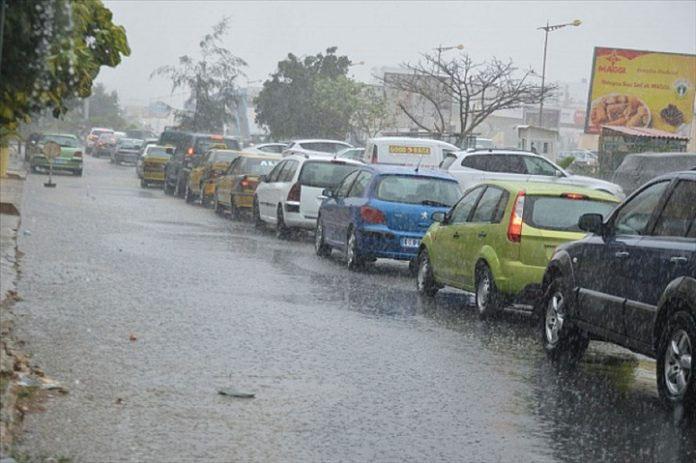 Dakar : une pluie surprise apporte fraîcheur et risque de perturbations