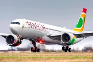 Air Sénégal : un Boeing 737-800 soutenu par l’État ira chercher la flamme des JOJ