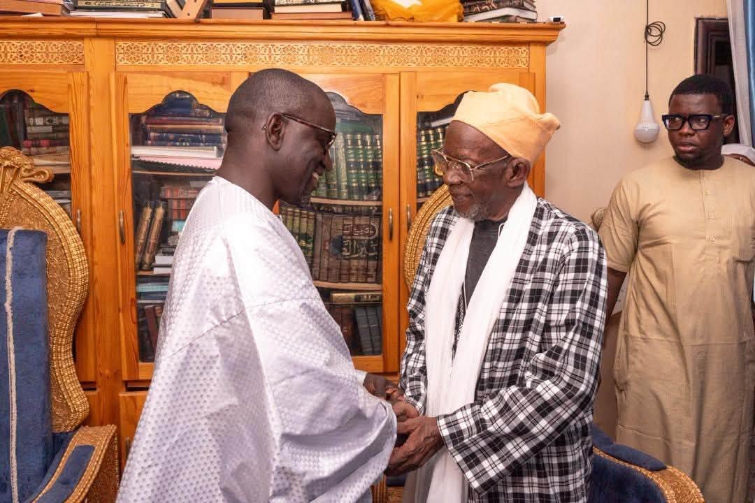 Idrissa Samb défend Daara-Atelier auprès du khalife de Médina Baye