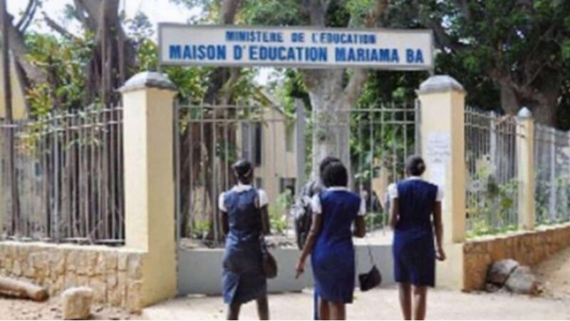 Concours de Mariama Bâ : 3 admises sur 35 viennent du public, parents et syndicats réagissent