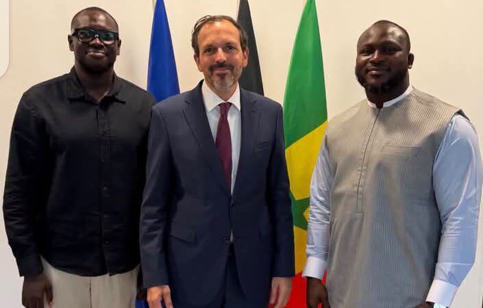 Lutte :Modou Lô et son manager reçus par l’ambassadeur d’Allemagne…