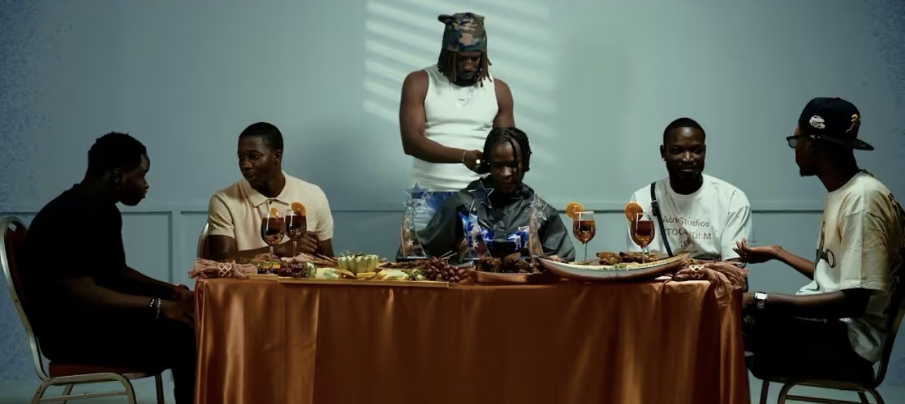 https://senego.com/bm-jaay-devoile-le-clip-officiel-taysir-ak-tawfekh_2015292.html