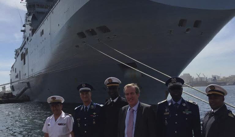 Le Mistral fera escale à Dakar, vitrine du partenariat de défense franco-sénégalais