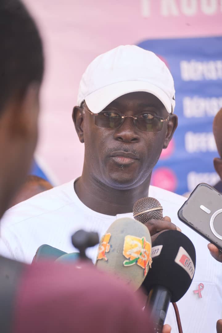 À Mbour, Mohamed Habiboulah Fall rejoint Kiiraay lors d’Octobre Rose