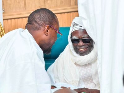Ousmane Sonko chez Serigne Mountakha : une audience à huis clos à Touba