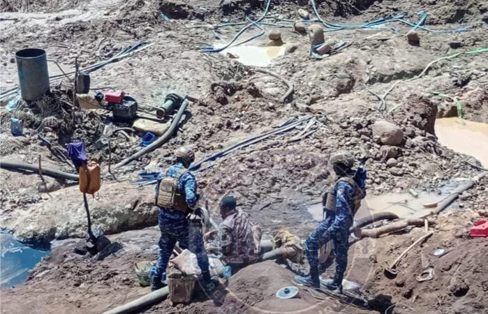À Kédougou, 21 motopompes saisies sur des sites d’orpaillage clandestins