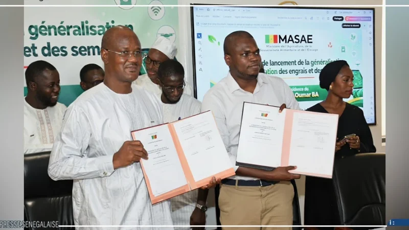 Cheikhou Oumar Bâ lance la généralisation de la digitalisation de la distribution des intrants