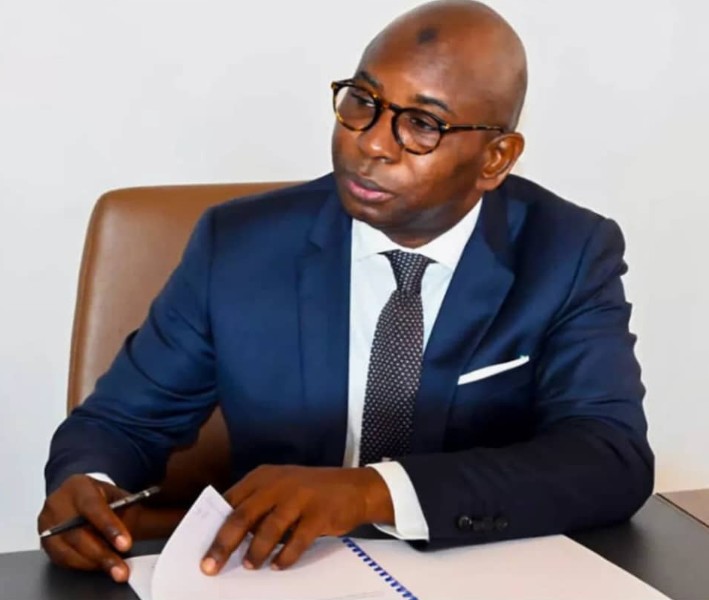 Moustapha Guirassy veut clarifier le droit des éditeurs de changer d’édition sur cinq ans