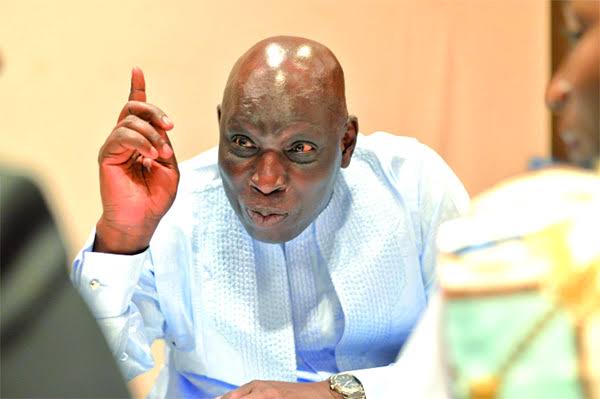 Madiambal Diagne charge ses avocats d’assigner l’État et réclame 1 000 milliards FCFA