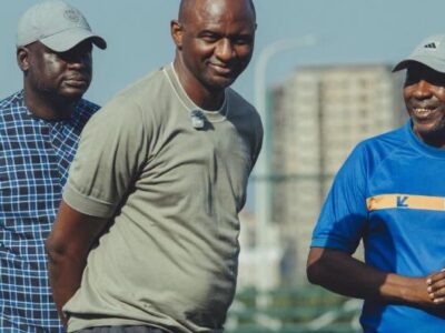 Ligue des Champions CAF : Patrick Vieira apporte son soutien au Teungueth FC (photos)